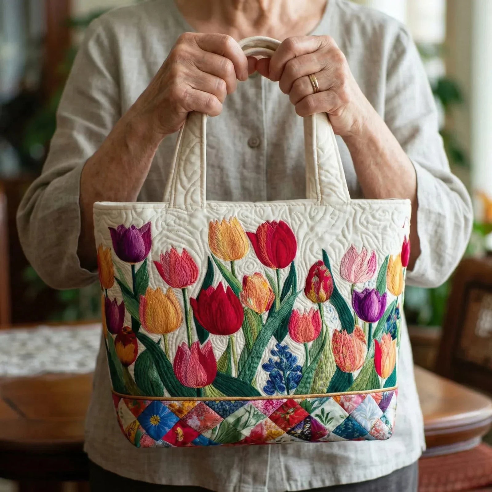 Sunshine™ Borsa tote trapuntata
