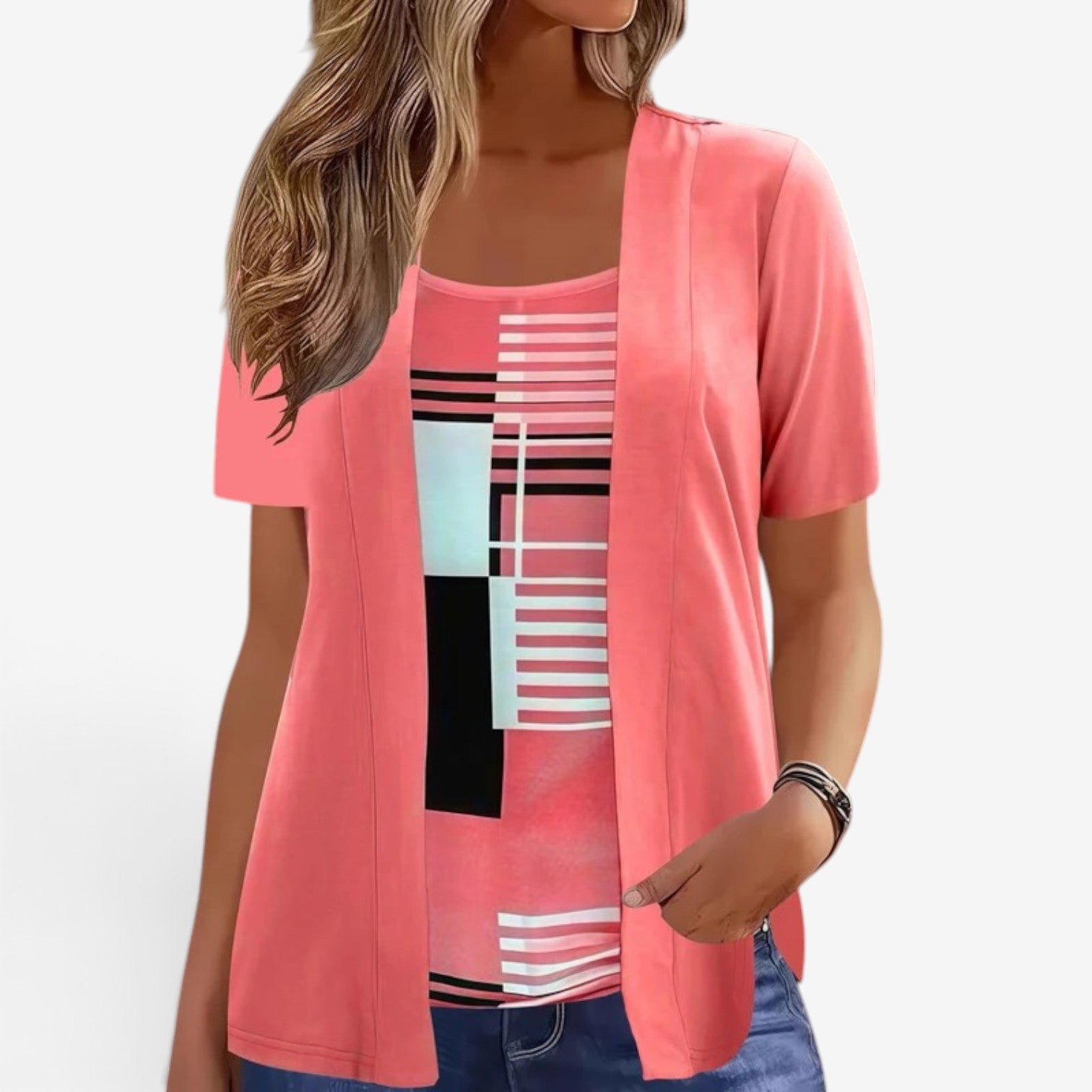 Shalaine™ Blusa a maniche corte