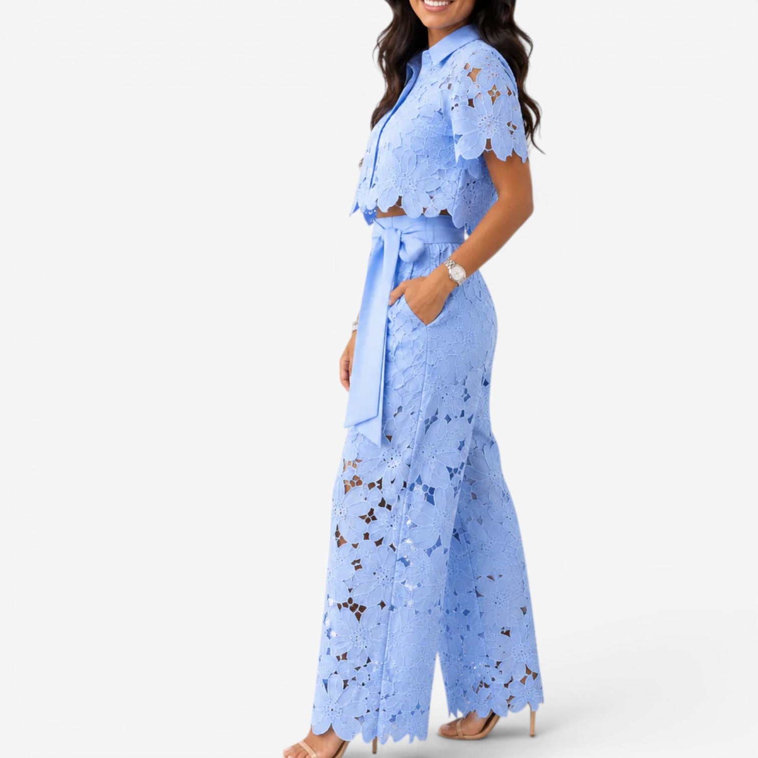 Gretchen™ Completo ricamato in pizzo