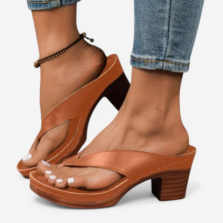 Vanna™ Sandali con tacco